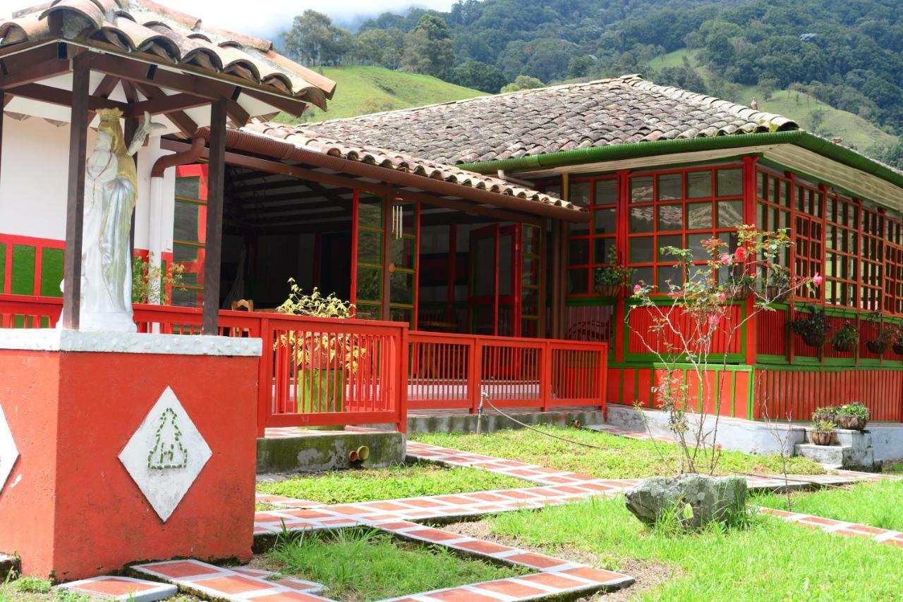 Ecohotel Pinohermoso Reserva Natural 萨兰托 外观 照片